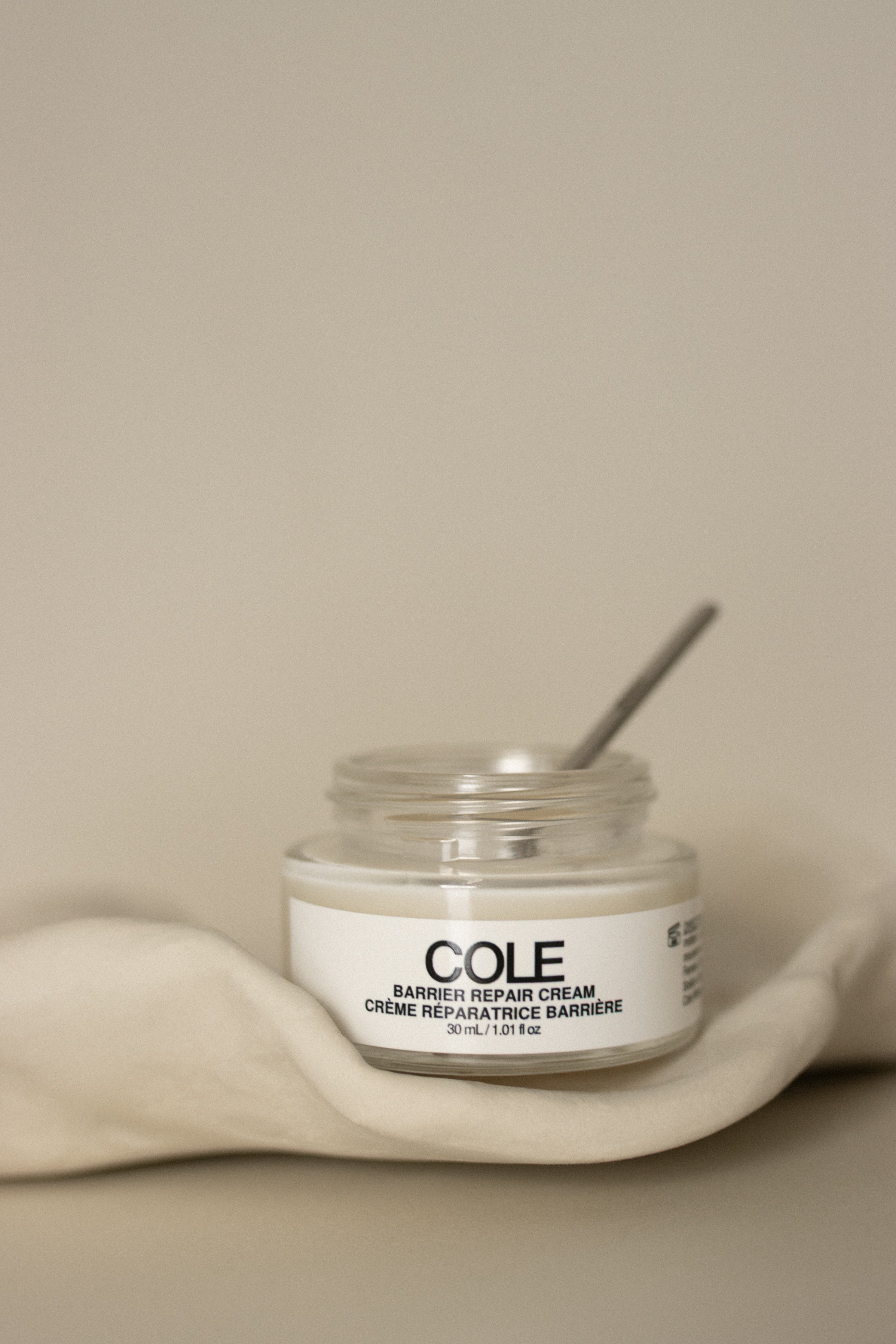 COLE_Skin_Supplements_8_da015d2a-b281-4fa2-80aa-7d01207165f5.jpg