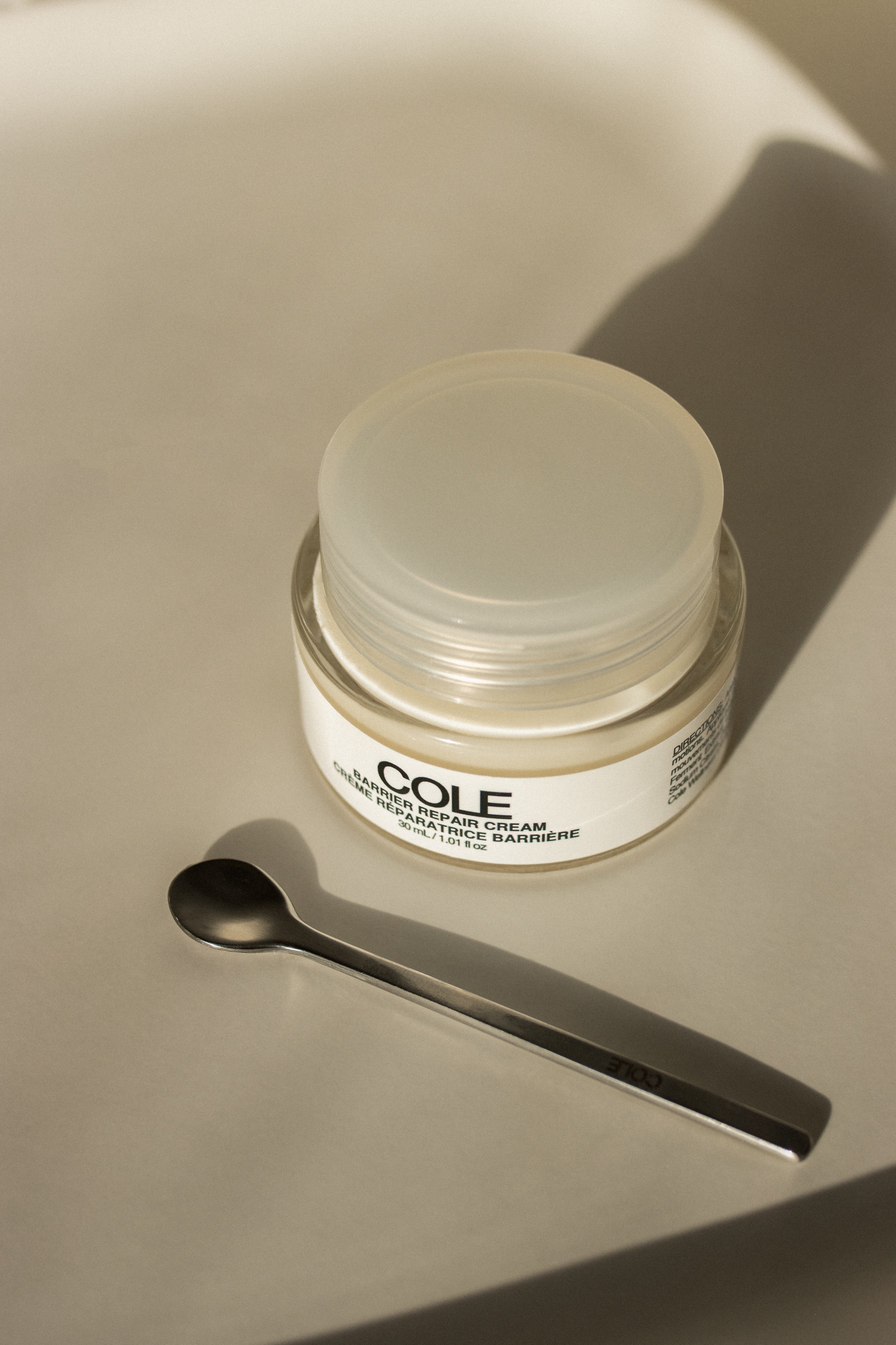 COLE_Skin_Supplements_9_9ab36aea-c8dd-43cd-a952-c5b5d05c4486.jpg