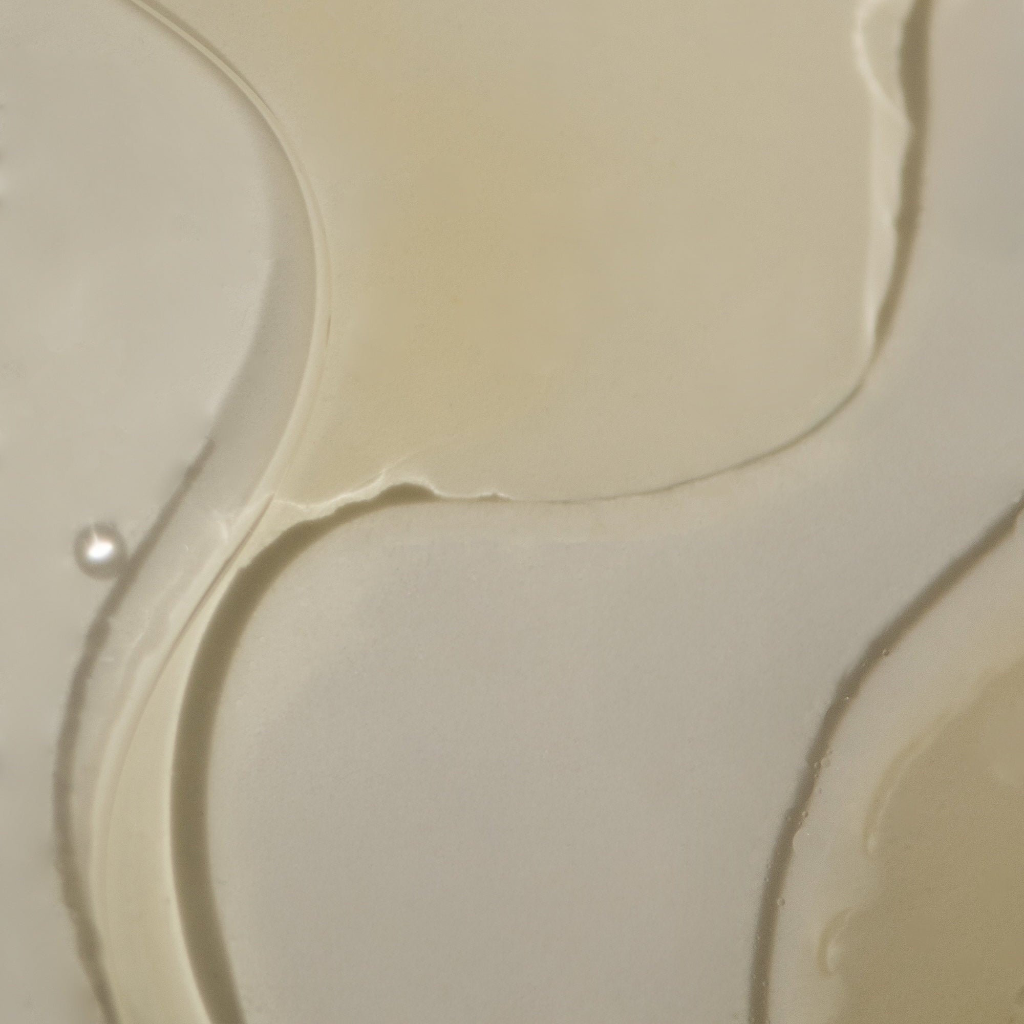 Nourishing Shower Oil Texure